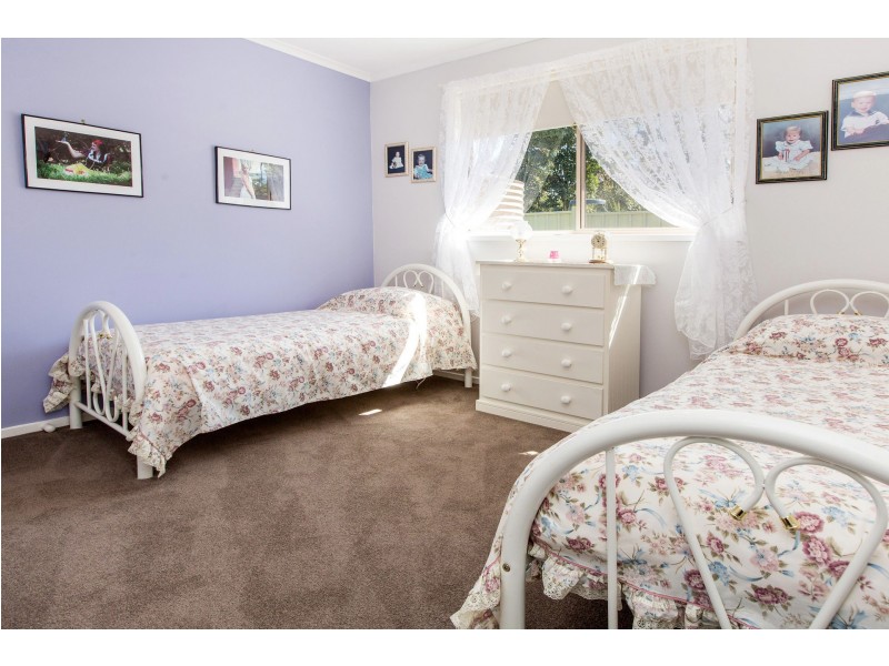 4 Mount Barron Street, Balnarring VIC 3926