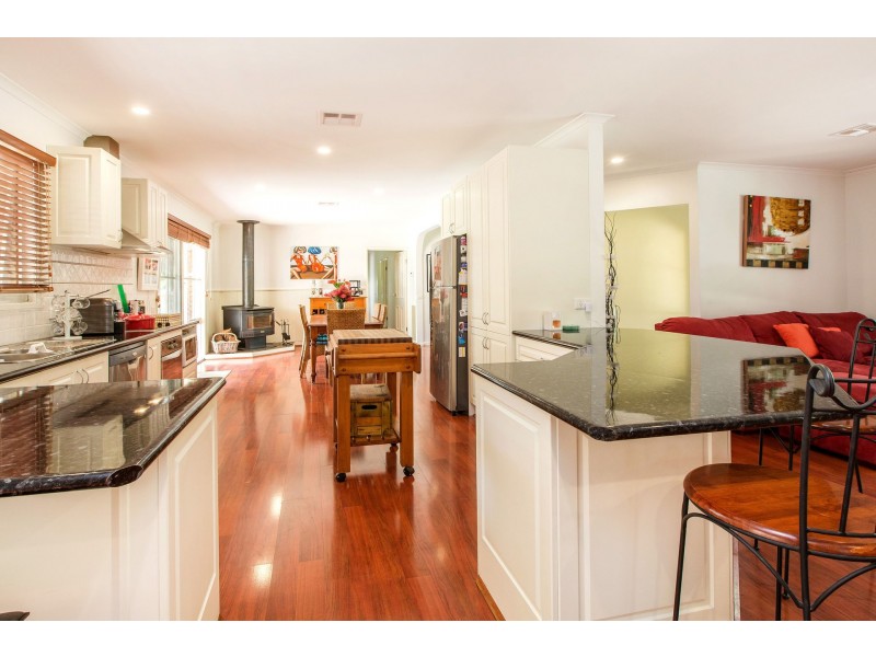 37 Carpenters Lane South, Hastings VIC 3915