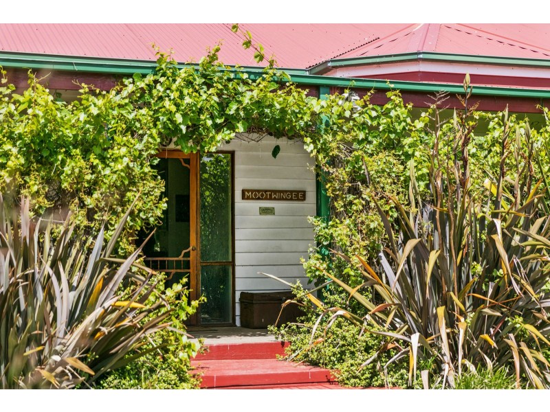 2910 Frankston Flinders Rd, Balnarring VIC 3926