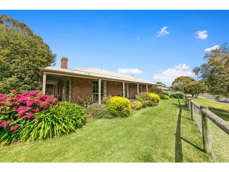 9 Ferguson  Drive, Balnarring Beach VIC 3926