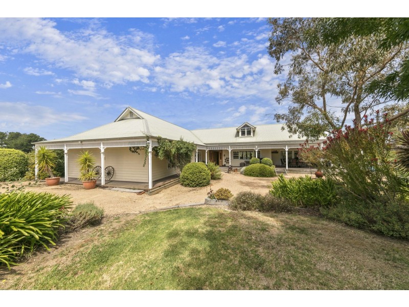 283 Hodgins Road, Tuerong VIC 3915