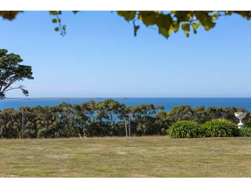 785 Tucks Road, Shoreham VIC 3916