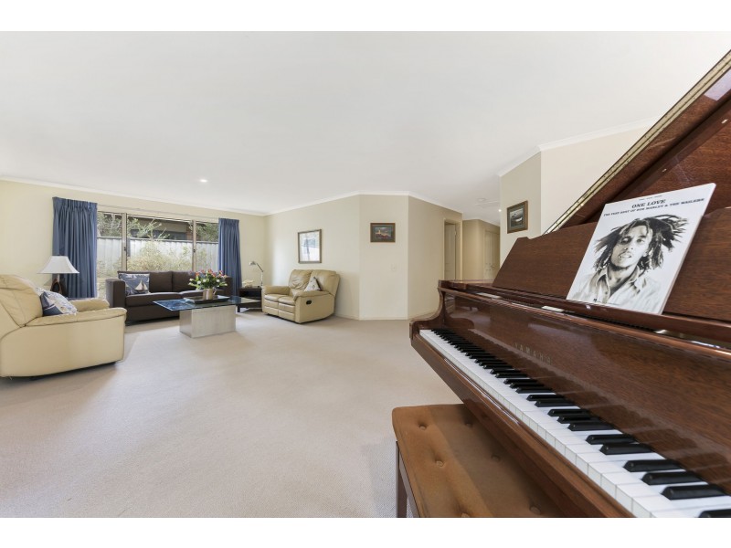 10 Bridge St, Balnarring Beach VIC 3926