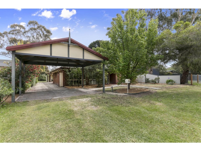 10 Bridge St, Balnarring Beach VIC 3926