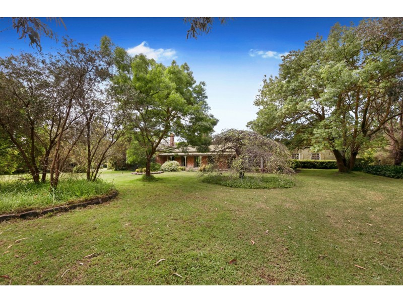 1098 Stumpy Gully Road, Moorooduc VIC 3933