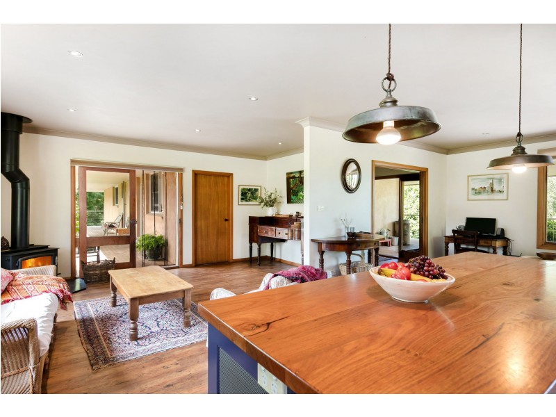 82 Shoreham Road, Red Hill VIC 3937