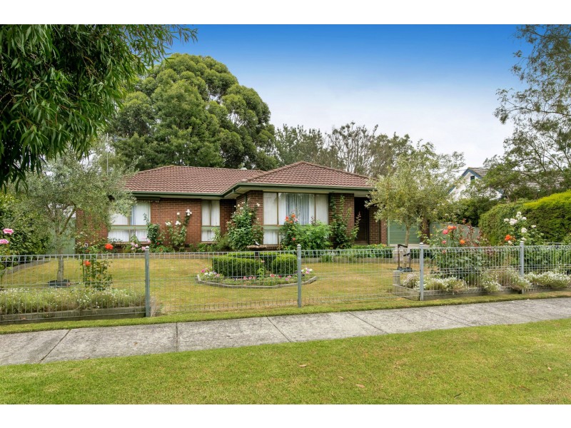 12 Mount Barron Street, Balnarring VIC 3926