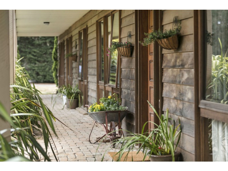 1219  Stumpy Gully Road, Moorooduc VIC 3933