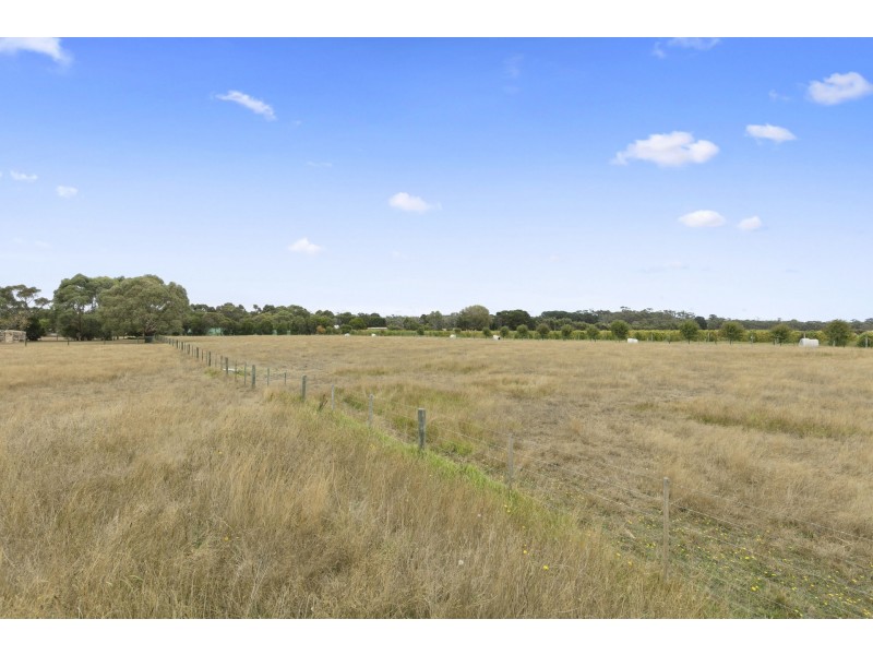 1219  Stumpy Gully Road, Moorooduc VIC 3933