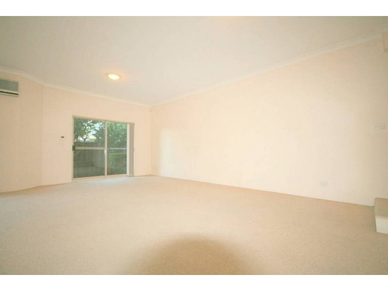 114/40 Strathalbyn Drive, Oatlands NSW 2117