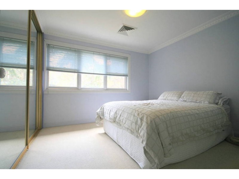 2/40 Strathalbyn Drive, Oatlands NSW 2117