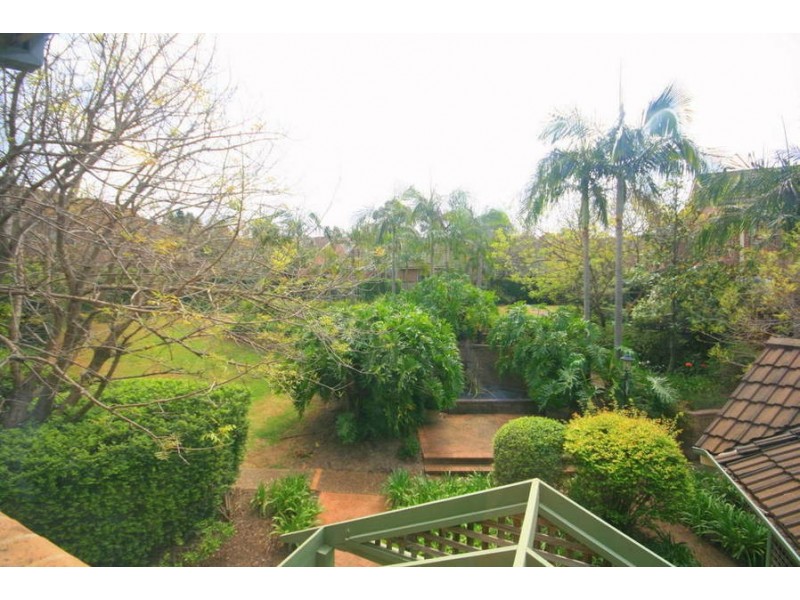 2/40 Strathalbyn Drive, Oatlands NSW 2117