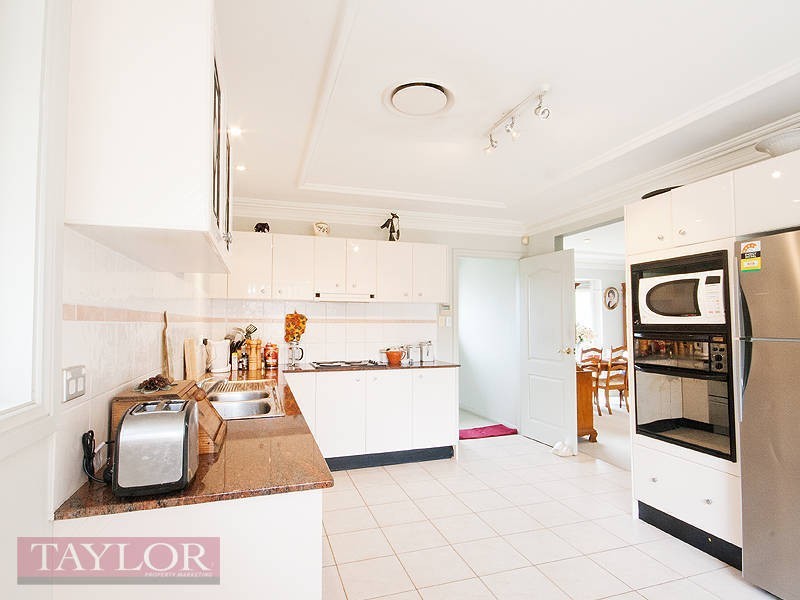 138/40 Strathalbyn Drive, Oatlands NSW 2117