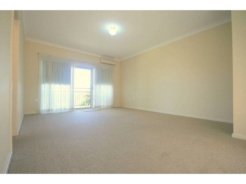 63/15 Wyoming Ave, Oatlands NSW 2117