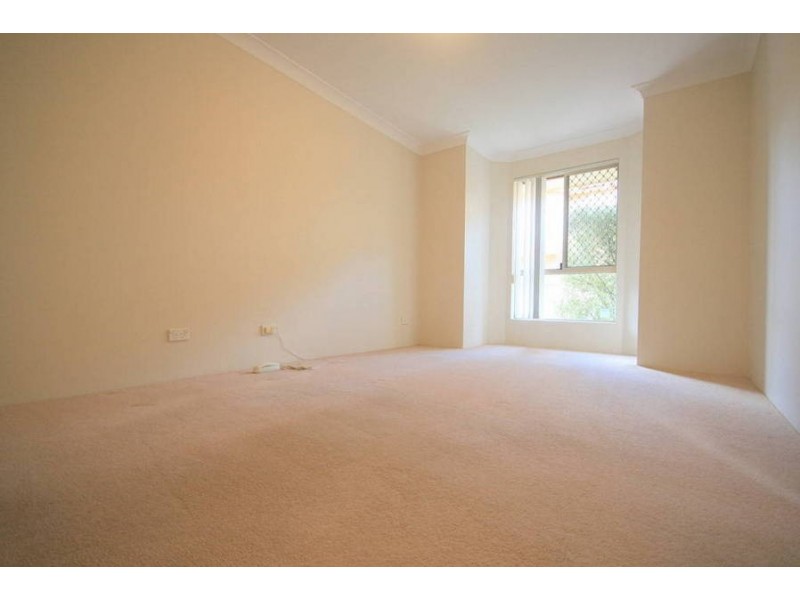 2/24 Honiton Avenue, Carlingford NSW 2118