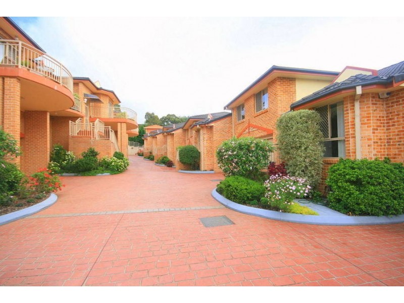 2/24 Honiton Avenue, Carlingford NSW 2118