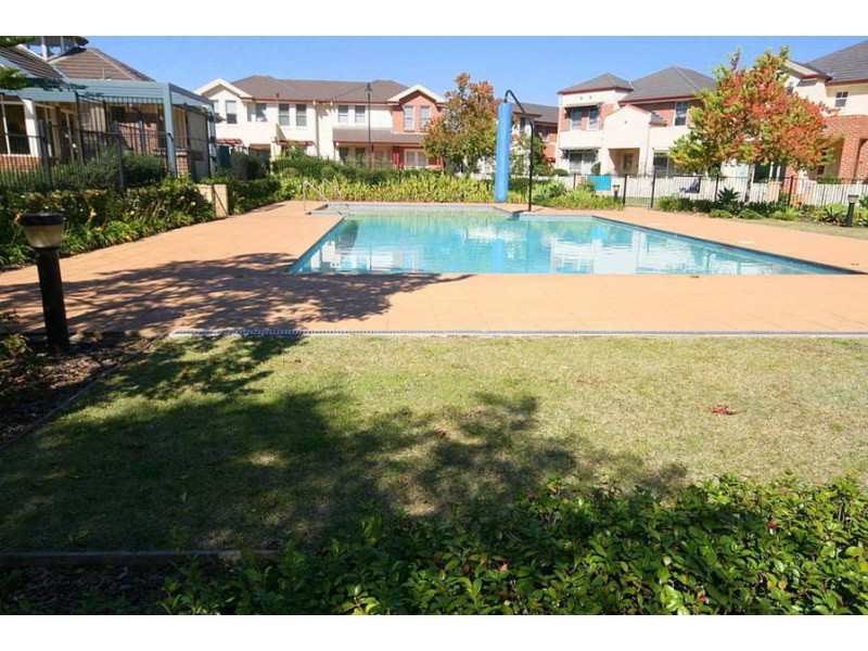 13/15 Governors Way, Oatlands NSW 2117