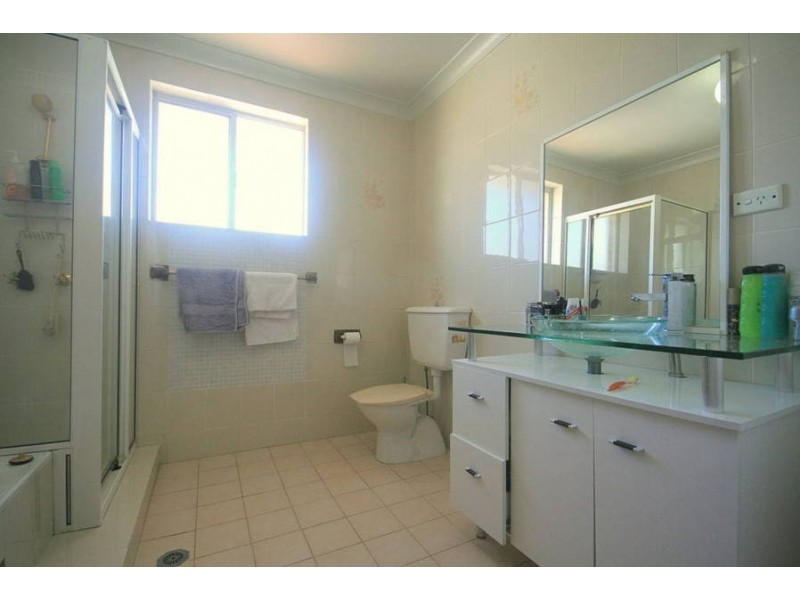 27 Normac Road, Girraween NSW 2145