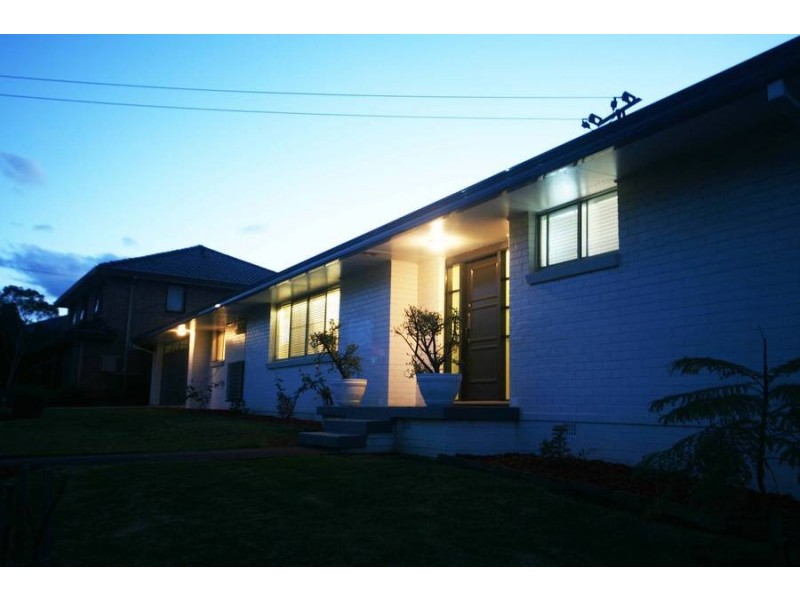 2 Quentin Place, Oatlands NSW 2117