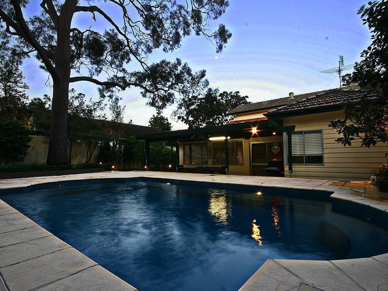 17 St Aidans Avenue, Oatlands NSW 2117