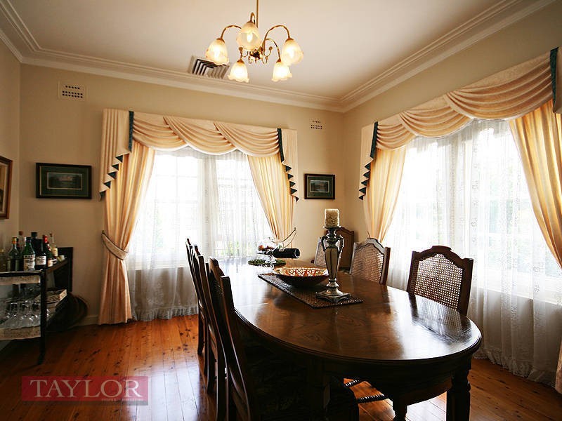 12 Lind Avenue, Oatlands NSW 2117