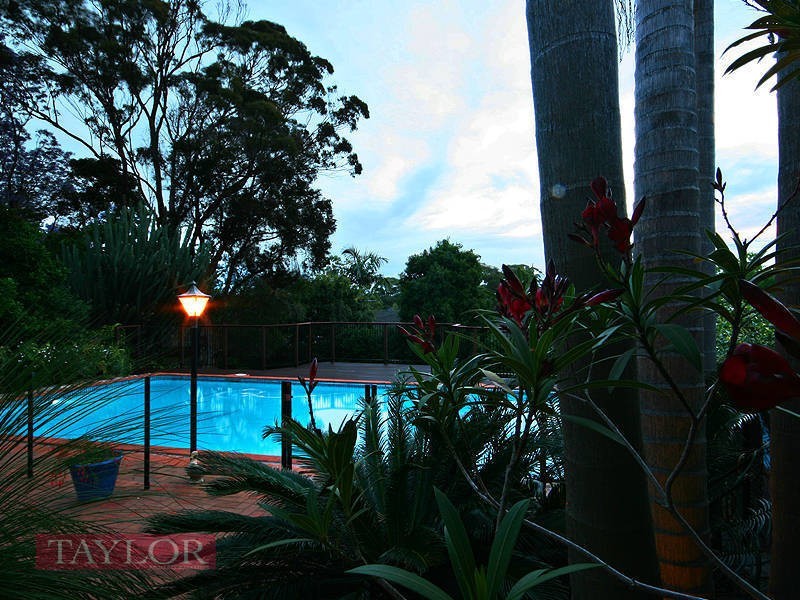 12 Lind Avenue, Oatlands NSW 2117