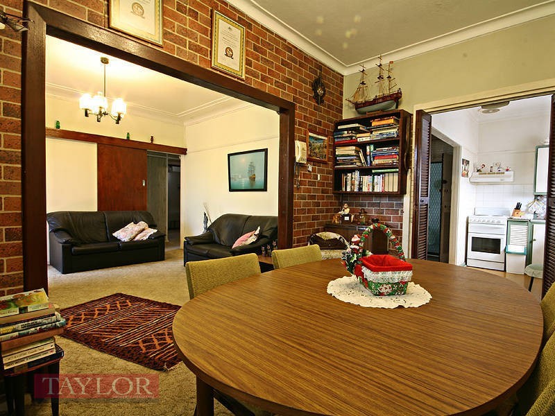 17 Alanas Avenue, Oatlands NSW 2117