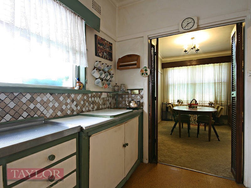 17 Alanas Avenue, Oatlands NSW 2117