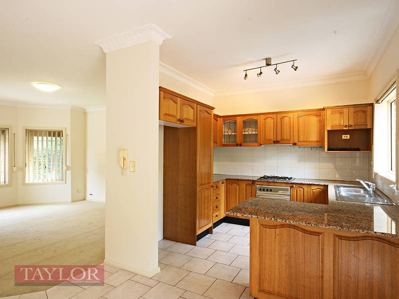 8/11 Wyoming Avenue, Oatlands NSW 2117