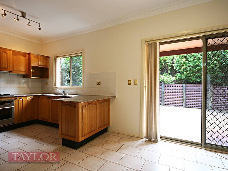 8/11 Wyoming Avenue, Oatlands NSW 2117