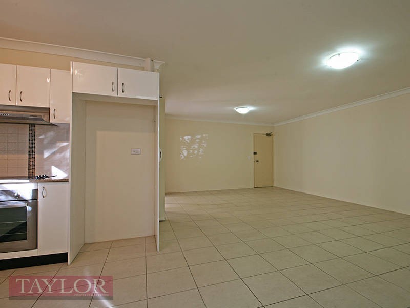 1/35-43 Penelope Lucas Lane, Rosehill NSW 2142