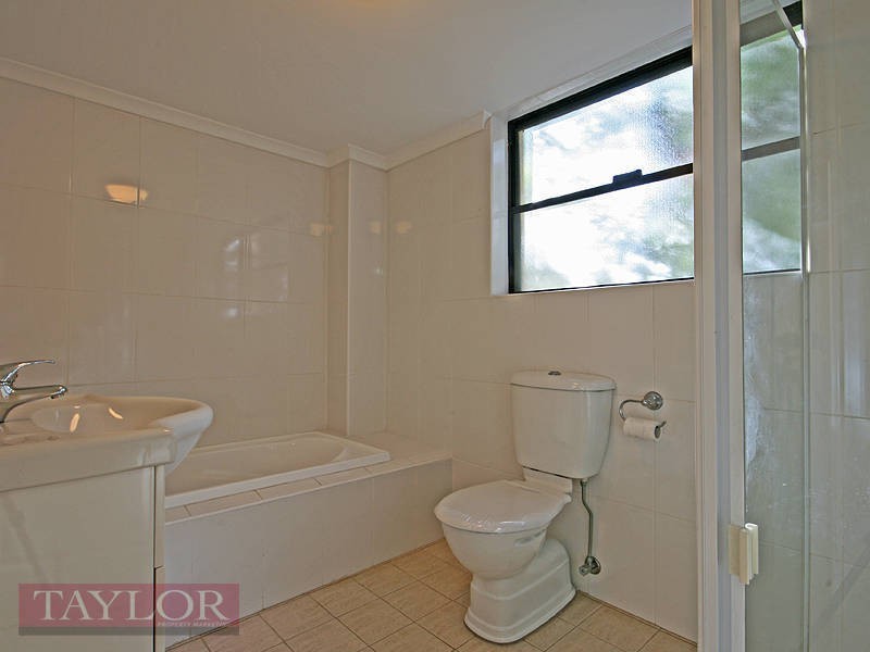 1/35-43 Penelope Lucas Lane, Rosehill NSW 2142