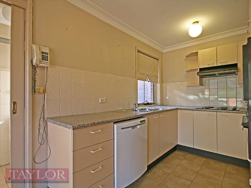 71/40 Strathalbyn Drive, Oatlands NSW 2117