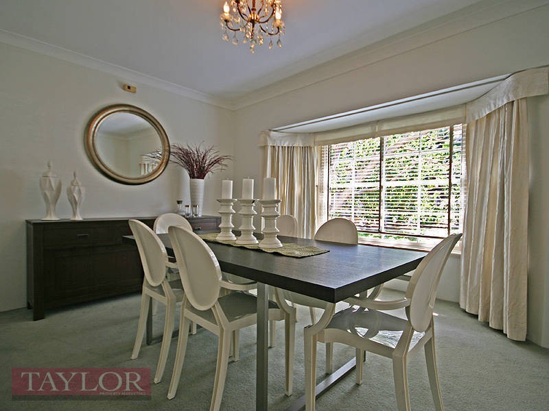 2 Acacia Court, Oatlands NSW 2117