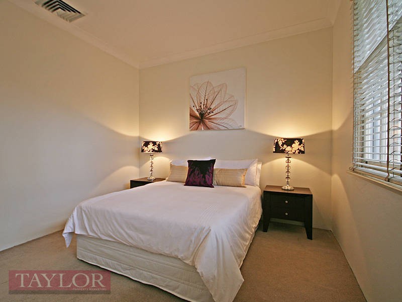 2 Acacia Court, Oatlands NSW 2117