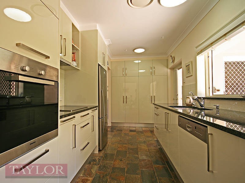 12 Dora Crescent, Dundas NSW 2117