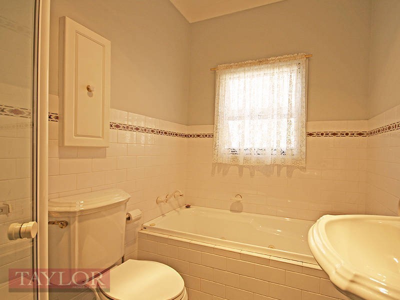 12 Dora Crescent, Dundas NSW 2117