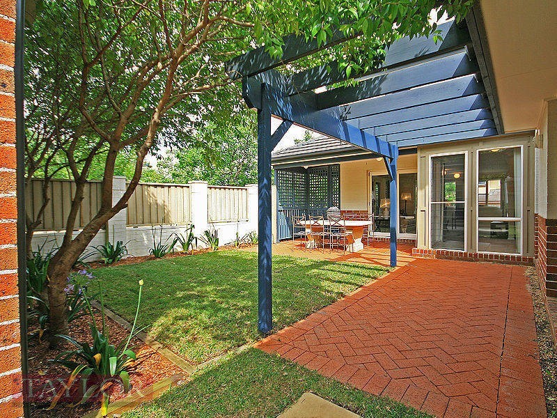 19 Hunterford Crescent, Oatlands NSW 2117