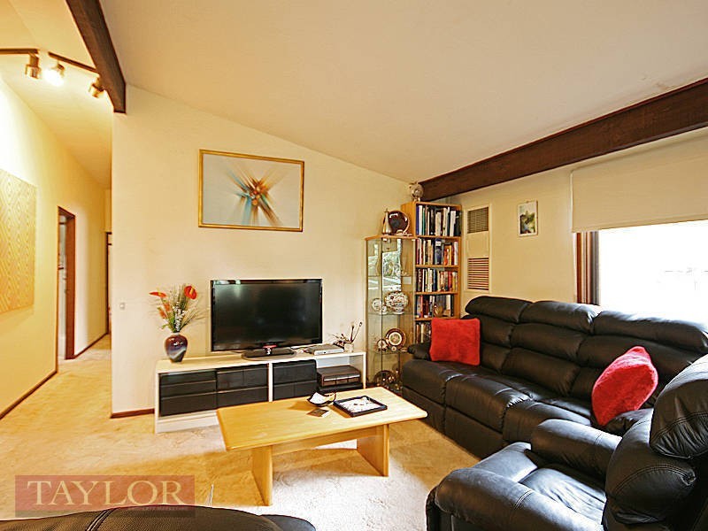 4 Edith Place, Northmead NSW 2152