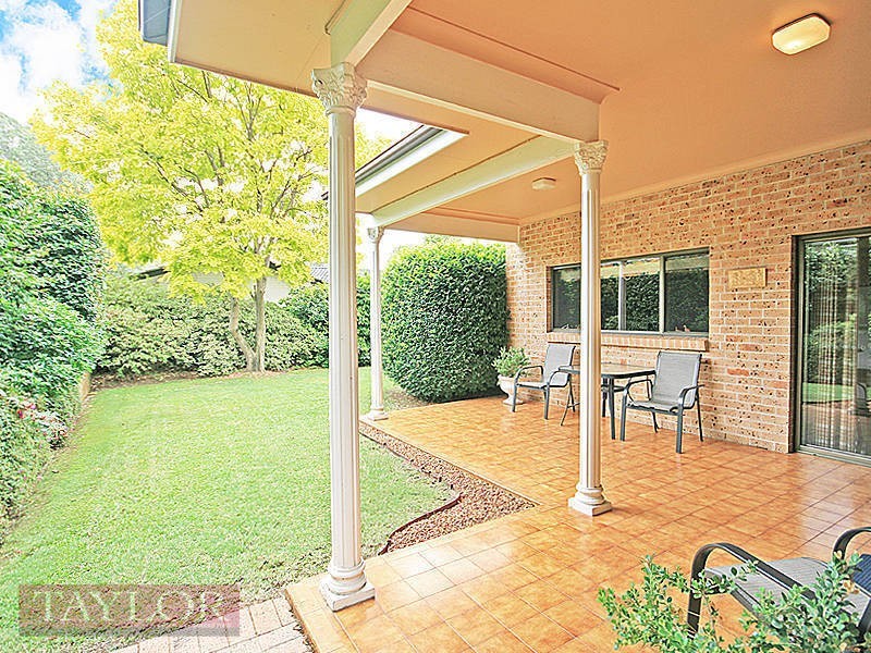 8 Regency Court, Oatlands NSW 2117