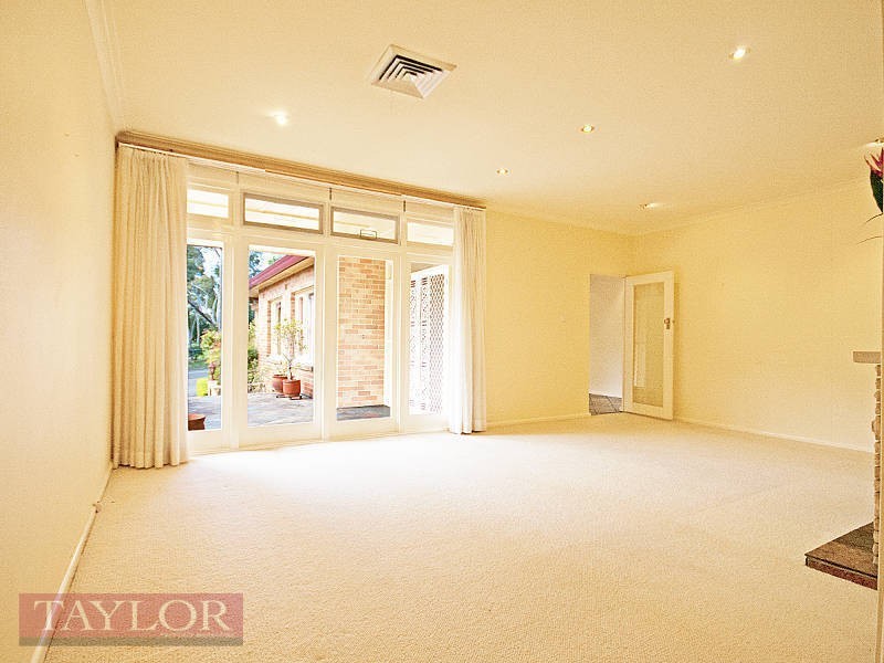 111 Bettington Road, Oatlands NSW 2117