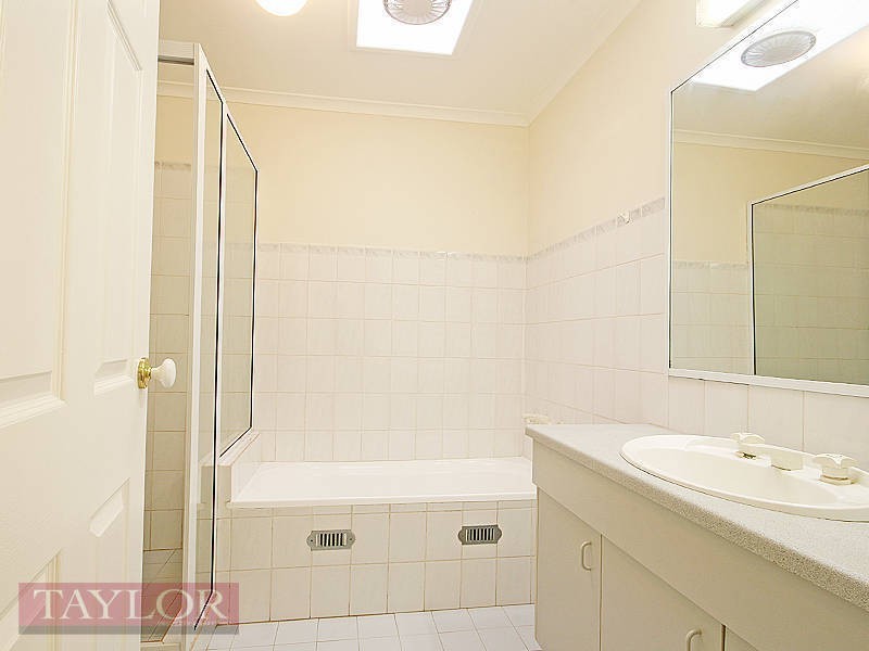 69/40 Strathalbyn Drive, Oatlands NSW 2117