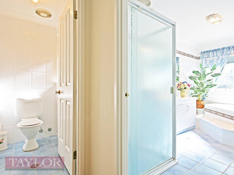 4 Tulong Avenue, Oatlands NSW 2117