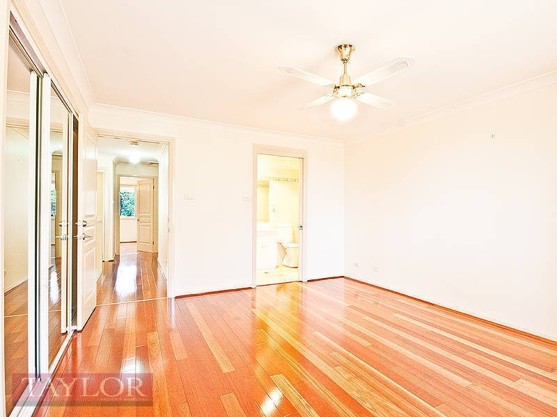 10 Governors Way, Oatlands NSW 2117