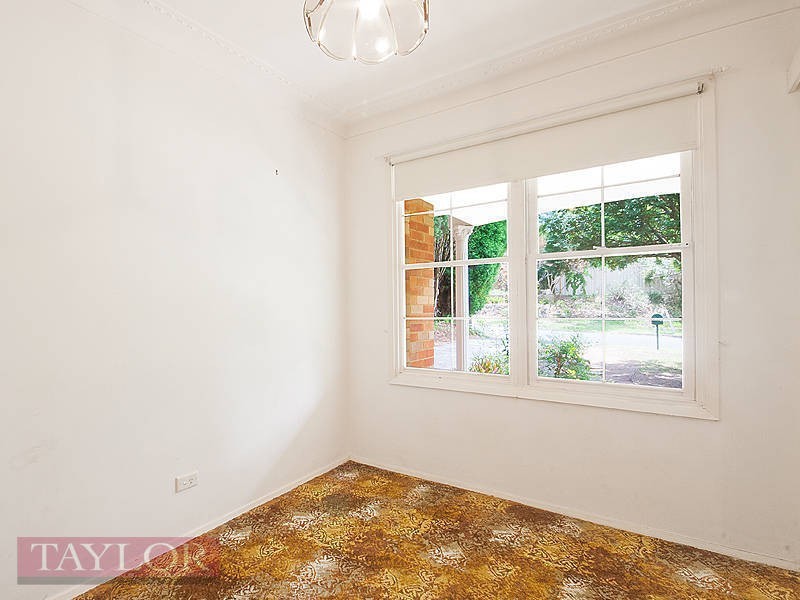 19 Gordon Avenue, Castle Hill NSW 2154