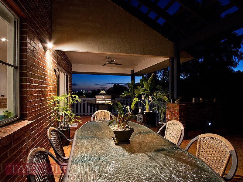 46 Hunterford Crescent, Oatlands NSW 2117