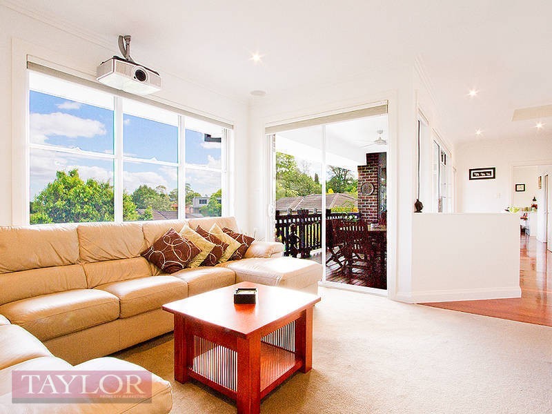 46 Hunterford Crescent, Oatlands NSW 2117