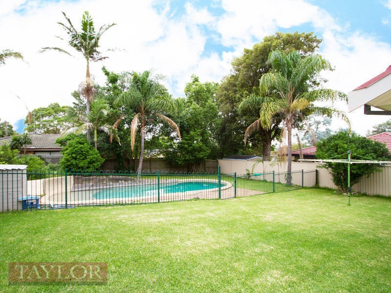 6 Alanas Avenue, Oatlands NSW 2117