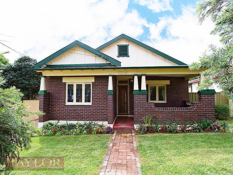 9 Moree Avenue, Westmead NSW 2145