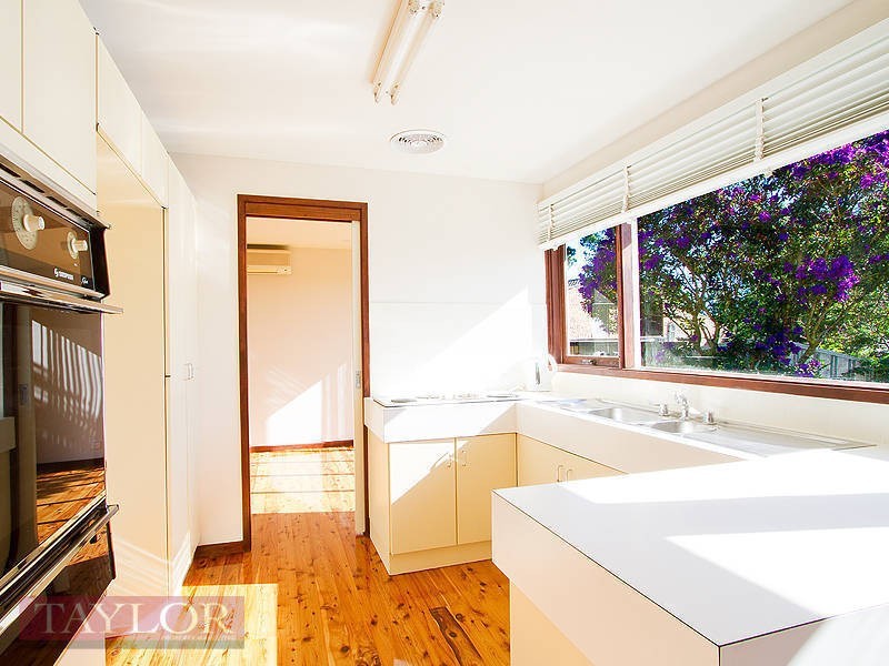 52 Larra Crescent, North Rocks NSW 2151